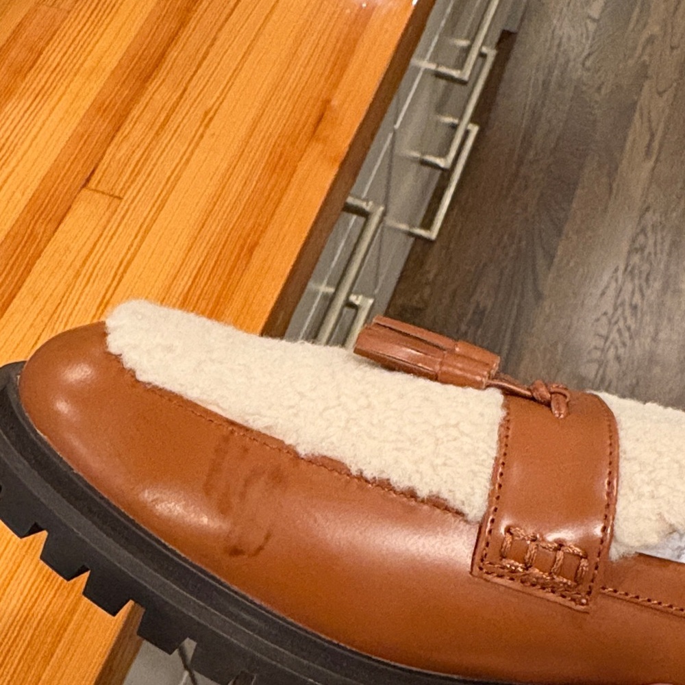 NEW Ann Taylor Shearling Leather Tassel Loafers - Picture 8 of 8